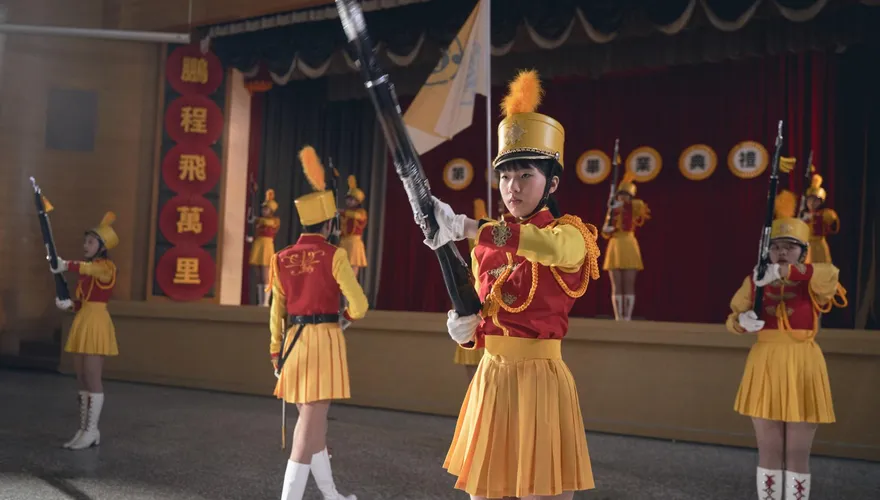 魚丁糸復刻16年前神曲…MV女主角「是小S大女兒」！狂被K頭嚇壞青峰：妳媽知道嗎？