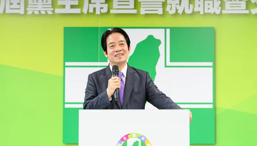 務實的台獨工作者不見？賴清德接主席遭問「改變路線」疑緊張「抿嘴吸口氣慢慢講」