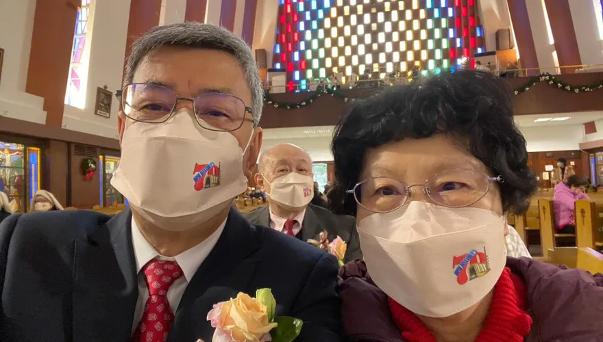 陳建仁現身拜年！為49萬薪不接閣揆？又搬出天主回4字