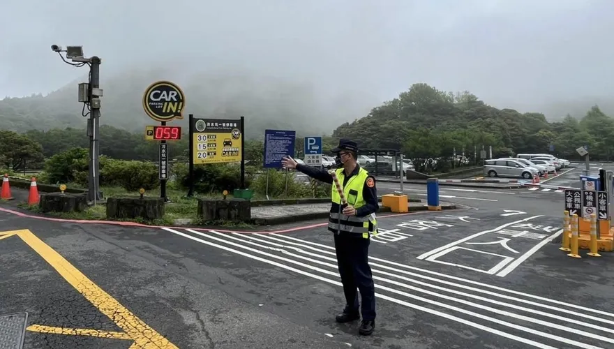 初一走春陽明山為北市首選　上下山彈性交通管制