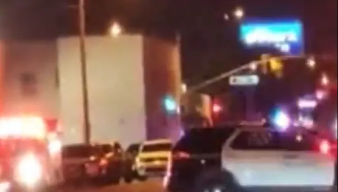 影/洛杉磯「小台北」新年活動爆槍擊！傳16人中槍10人死亡　目擊者曝現場狀況