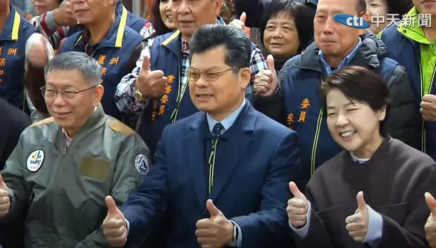 黃珊珊陪同走春參香　柯文哲：拜託她做這件事
