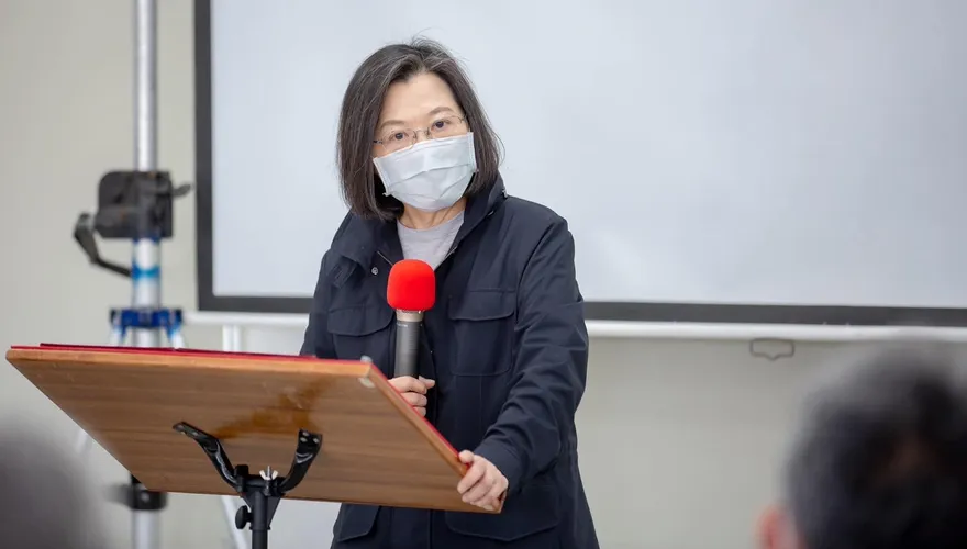 創黨大老不忍了！她怒槓蔡英文「親美政策」：將台灣年輕人推向戰場