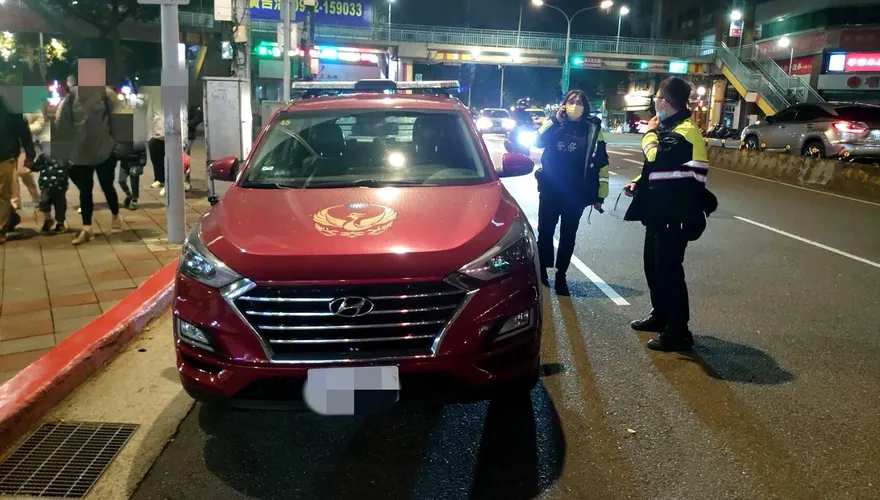 年初三手癢犯案！他偷「消防局小紅」闖北市躲夜市　警花3hrs逮人