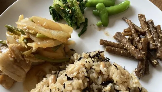 過年剩菜九孔、蝦子沒蒸熟！癌男「嚴重敗血症」差點死掉