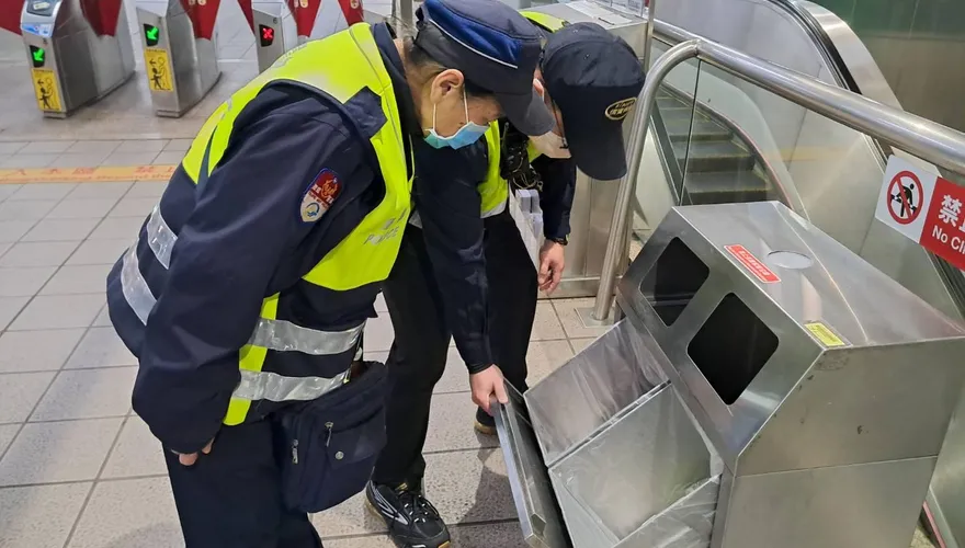 快訊／北捷遭恐嚇「月台放炸彈」 已經不是第一次！警方全面地毯式搜索