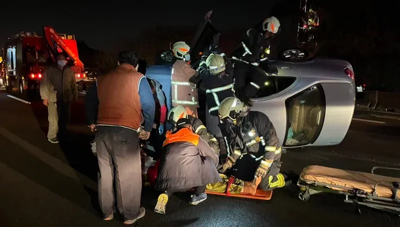 交通地獄！國1下午才出車禍　同路段晚間又驚傳3車嚴重擦撞事故