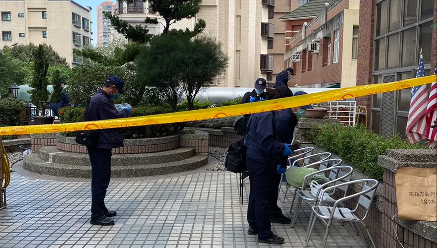 快訊/高雄驚傳兇殺案！一女「疑殺女室友」墜落中庭身亡
