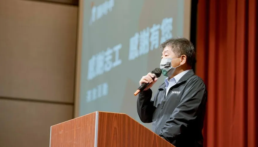 影/週末大爆卦　陳時中被用完就丟？他曝民進黨只保2種人：蔡英文都不穩了