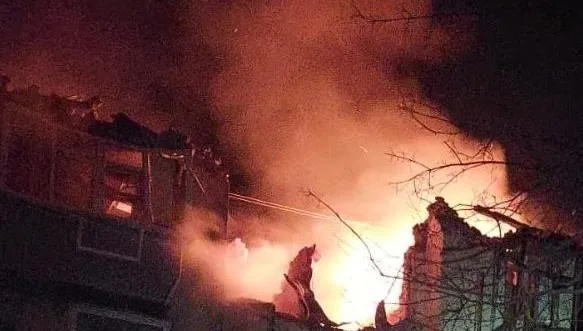 又有平民犧牲！烏克蘭第二大城哈爾科夫公寓遭飛彈擊中　至少1死3傷