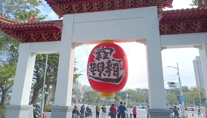 看到高雄這一幕...網友全驚呆：塔綠班美學！
