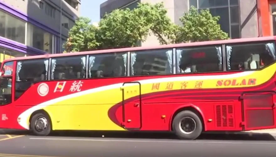 雲林人的北上回憶！日統客運停駛國道路線　董座率員工淚送末班車
