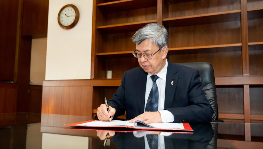 法院認證！陳建仁被控論文抄襲提告敗訴　王鴻薇：1450想對幹法院？