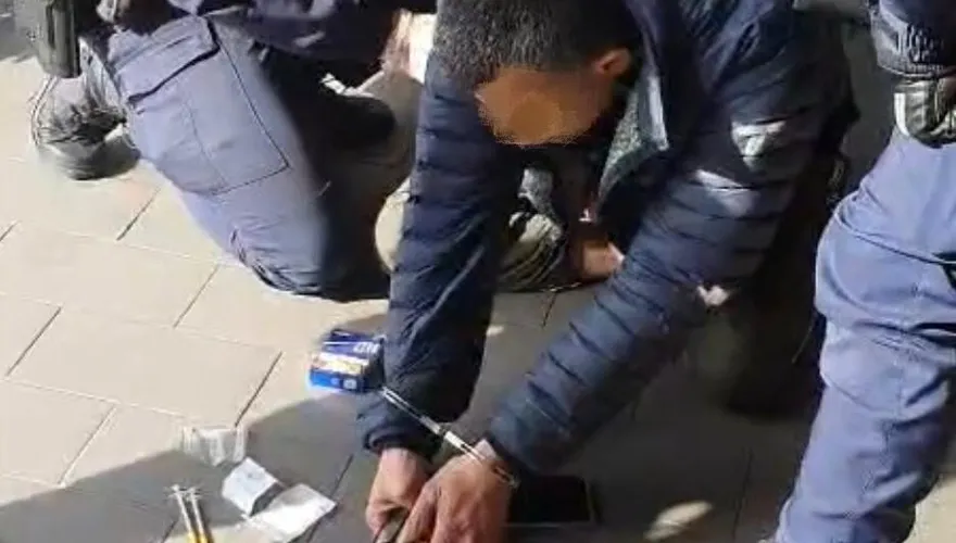 連歐多拜都是偷來的！男騎贓車滑手機遭警攔　闖紅燈落跑就逮又被抓包藏毒