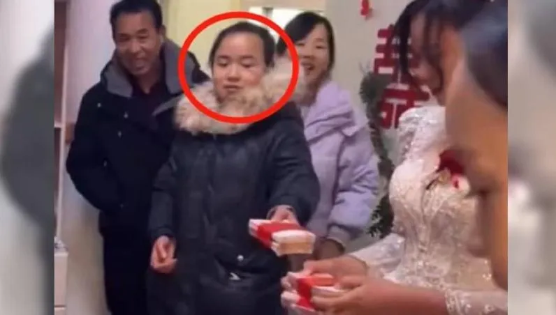 不甘願付弟媳錢！4姊妹合包35萬禮金　擺臭臉轉交…不屑表情全都錄