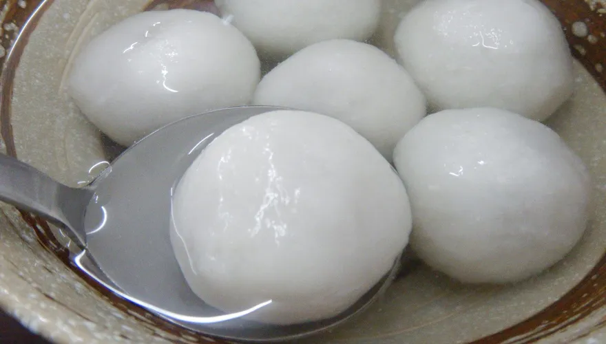 元宵節因禍得福！1顆湯圓堵死食道　50多歲女檢查出食道癌初期