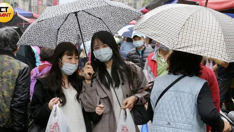 全台天氣「5段變化」迎雨彈！這週連2波冷空氣襲台　僅1天氣溫回升