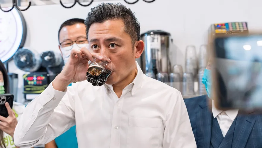 快訊/聽到陳明通「這句話」余正煌考慮提告：對林智堅非常不恥！