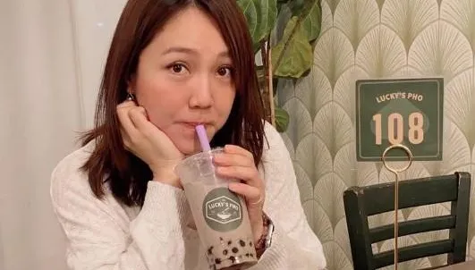高學歷女神主播曾迷算命!被男友劈腿算命仙竟鐵口「要找21人洗孽緣」