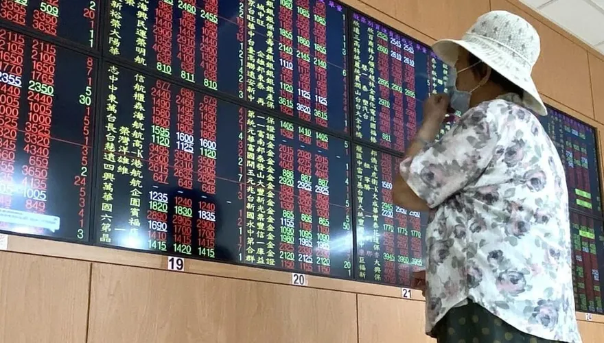 台股大漲217點　收復15600關卡　台積電勁揚逾3%