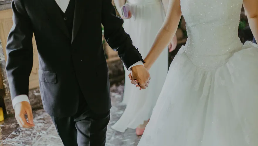不滿嫁妝給太少！新郎竟以新娘「高中成績太差」為由退婚