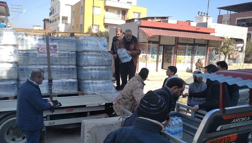 影/首批物資抵土耳其！卡車滿載來自台灣民間的愛…歷經艱辛一樣東西都沒少
