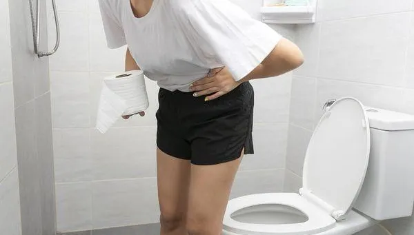 一吃東西就想衝廁所上大號？醫揭「屎在滾3原因」　不會因此變瘦