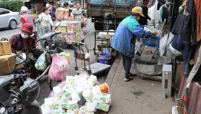萬華「窮人銀行」2/15熄燈！老闆驚人身家遭起底　居民嗨喊：停業要放炮慶祝