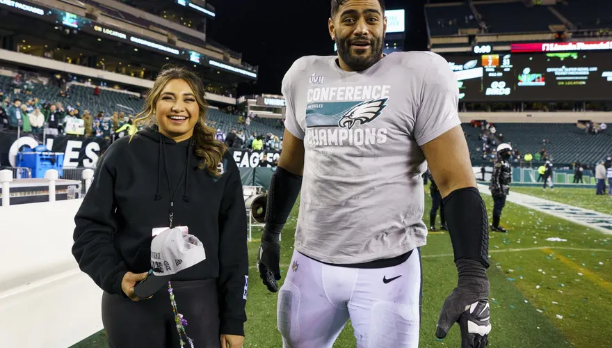 NFL超級盃開戰！老鷹隊澳洲進攻截鋒竟5年前才接觸美式足球