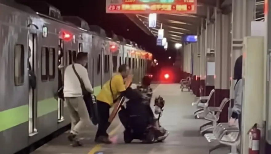 身障女樹林車站不滿引導暴走　月台攻擊站務員乘客及時阻止
