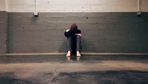 不是故意的！孩子上課坐不住、有怪聲　竟是「妥瑞氏症」惹禍