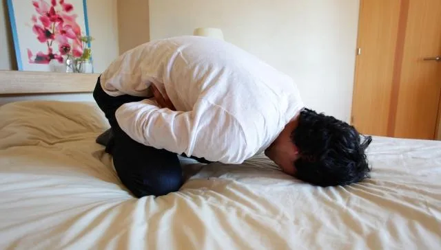 男「一周沒便便」肚子劇痛　就醫驚見「腫瘤卡腸」！