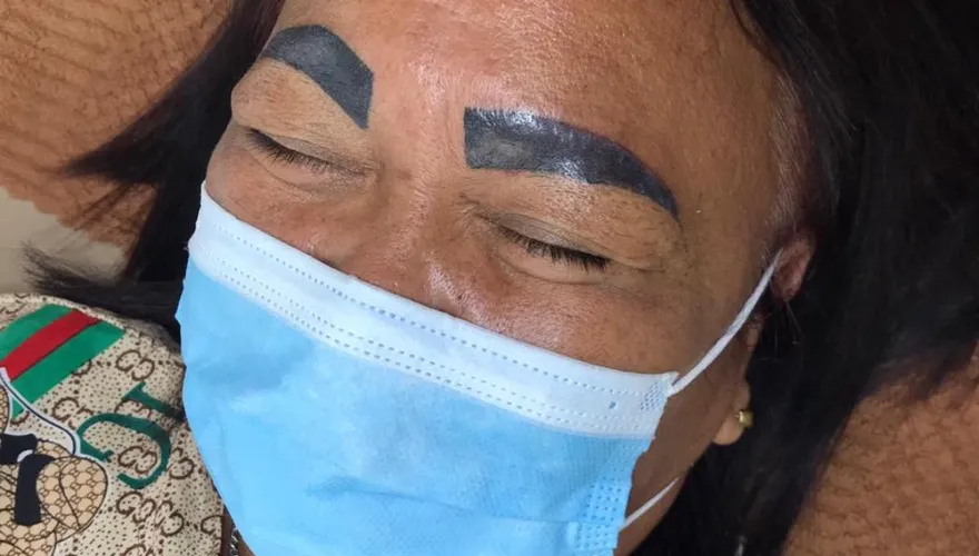 醉後大丈夫泰國版！女子喝醉後請人紋眉　醒來竟見誇張大粗眉她崩潰