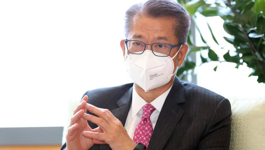 疫情以來第3次！港府將發消費券「18歲以上每人1.9萬」