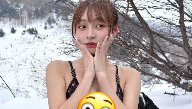 林襄解放大冰奶！赴日雪地只穿比基尼　親揭「胸下刺青消失」原因
