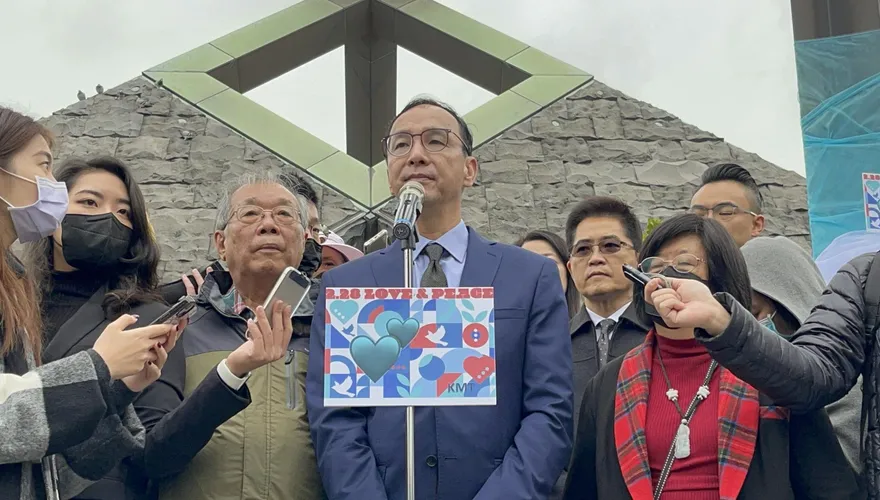 徐巧芯稱「沒有非要做政治工作」是情緒勒索？朱立倫這樣回