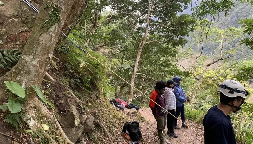 快訊/58歲男登「錐麓古道」滑落邊坡亡！228連假花蓮連2起山域事故