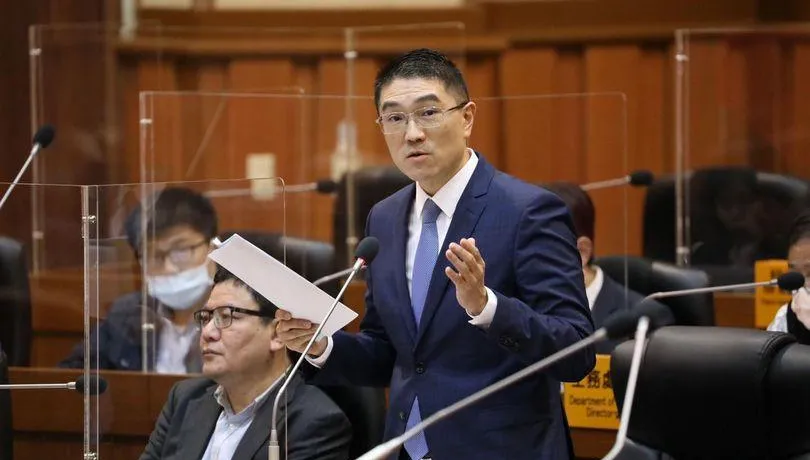 救濟品內夾文宣？謝國樑遭檢舉賄選　今獲不起訴處分確定