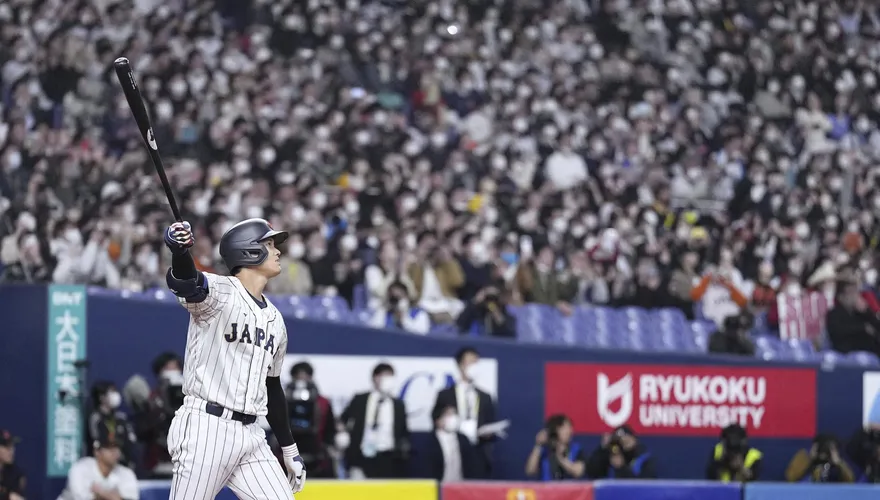 WBC棒球經典賽/太誇張！跪地開轟、球棒打裂也轟　大谷翔平怪力連隊友都驚呆