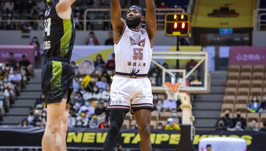 台職籃首現超神紀錄！新北國王曼尼高「大四喜」大勝夢想家
