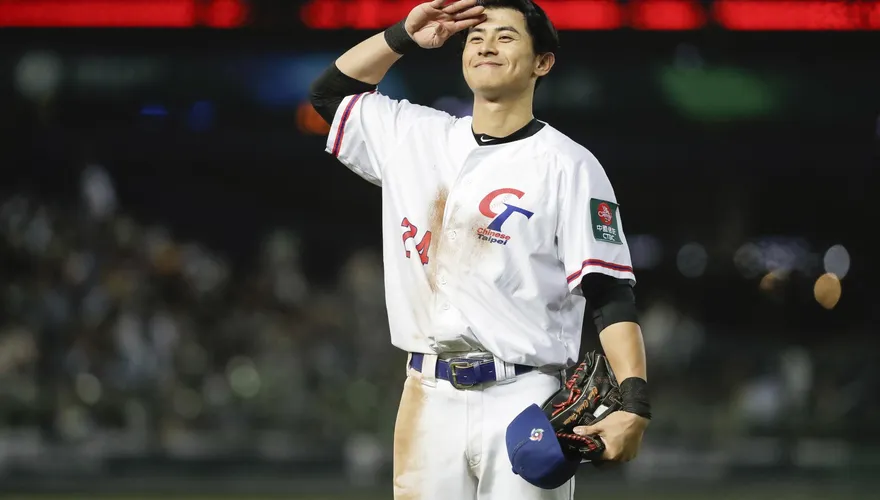 WBC棒球經典賽/帥炸球場！鄉民嘆陳傑憲「顏值PR99」　網驚：有夠像吳奇隆
