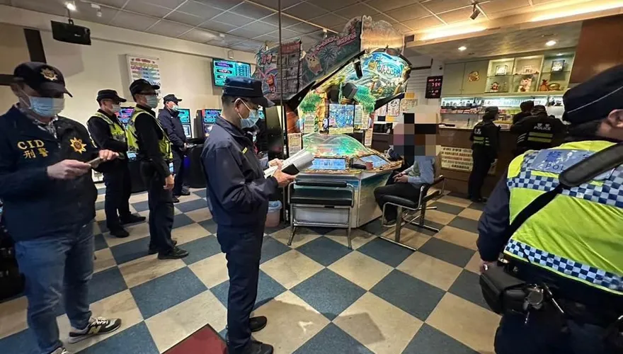 監牢過情人節！彰化通緝犯逃4天囂張逛大街遭逮　警「威力掃蕩」建功