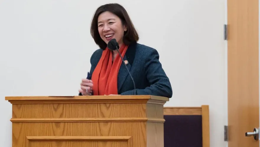 再生醫療法闖關惹議　台大玉山學者問立委林靜儀：學校真這樣教嗎？