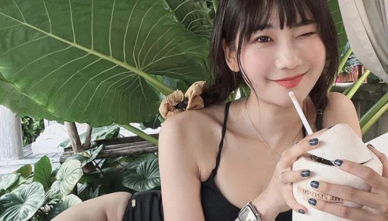 愛莉莎莎爆熱戀男神教練　遭週刊直擊白色情人節情侶鞋同框