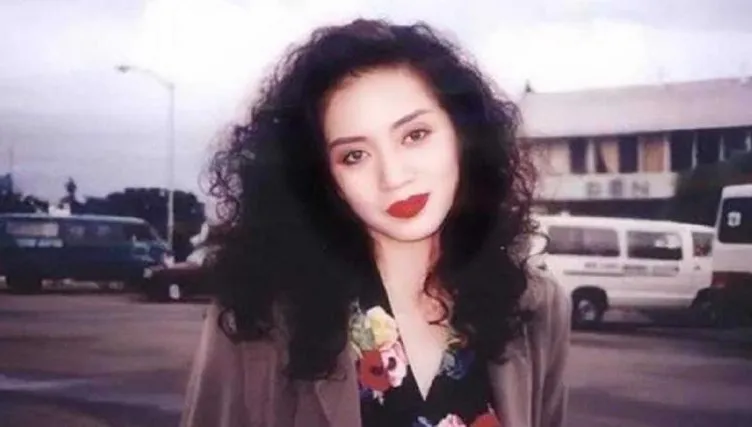 梅艷芳71歲兄「滑倒半昏迷」爆出婚外情　母斷絕關係拒理會