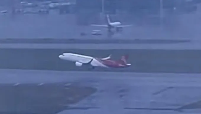 影/大陸深圳直飛桃機首航今出發　預計4月起每週22班次往返