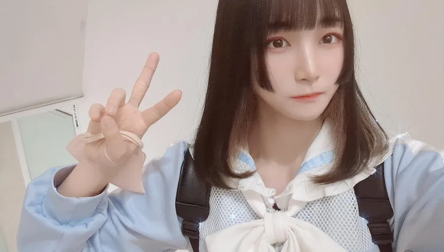快訊/寫真女星驟逝得年26歲　「死亡當天PO文曝光」經紀公司證實了
