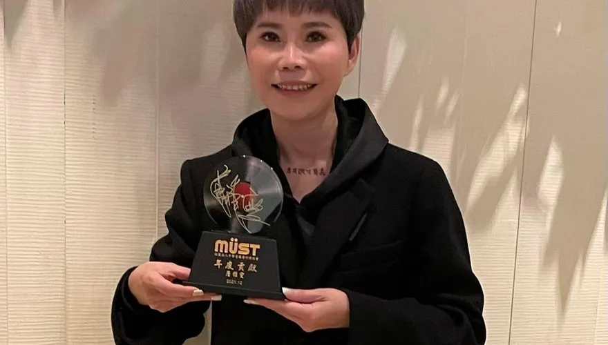 詹雅雯親吐將3度開腦！忍淚曝壞消息「摯愛病逝」　經紀人親回：休養中等醫院通知