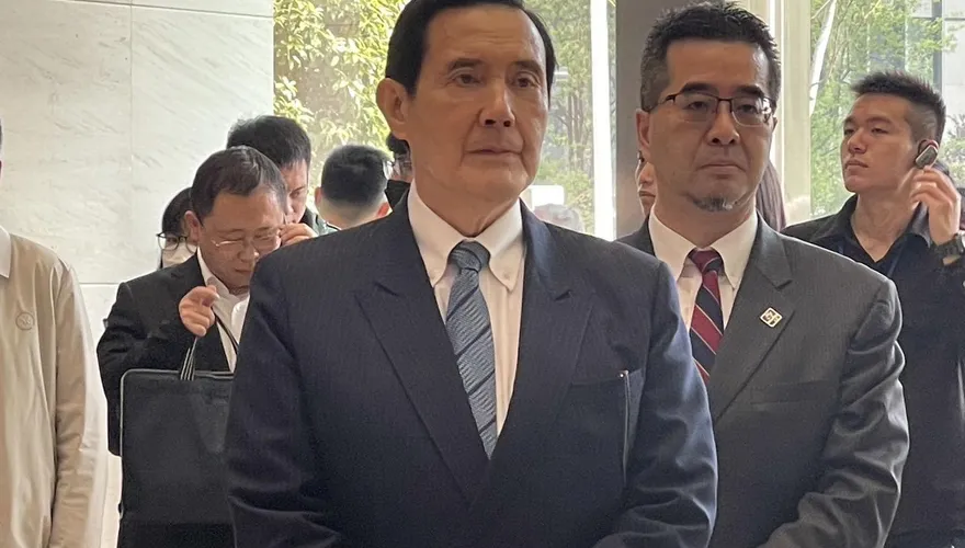 馬英九訪陸兩岸破冰/　馬今與4姊妹長沙會合　明赴湘潭祭祖