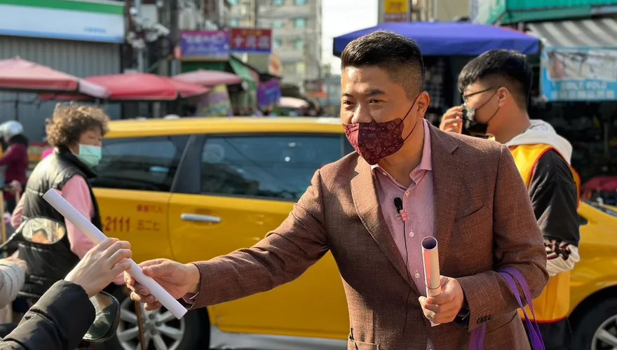中二選區你挺誰？顏寬恒vs.林靜儀　中天《線上面對面》網路投票出爐